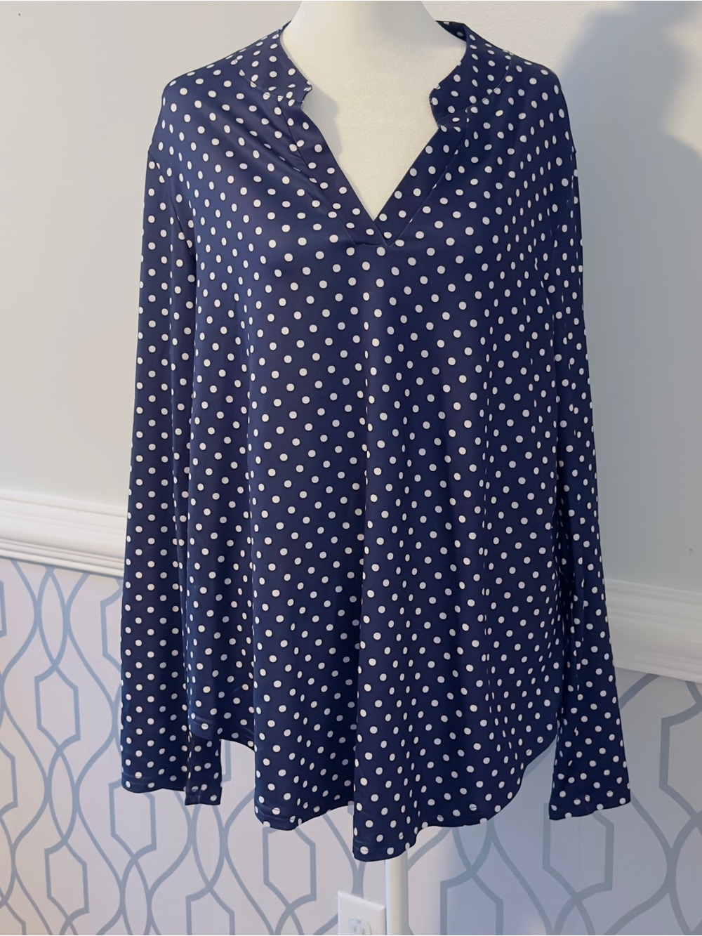 NWT Halifr Womans Tunic Pullover Top SZ XL Blue & White Polka Dot Collar Roll Up